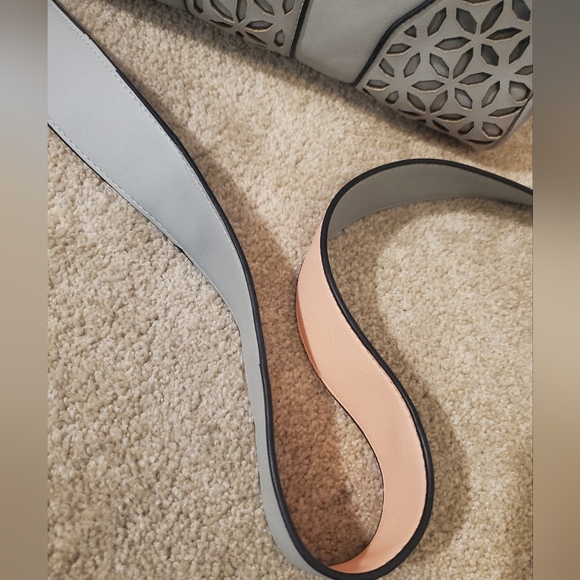 Shoulder bag - Picture 4 of 16